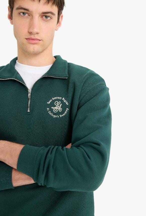 Boxy fit stand collar slogan patterned sweatshirt Defacto