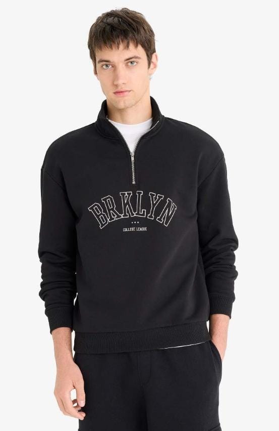 "BRKLYN COLLEG LENIE" Boxy Fit Printed High Neck Zippered Sweatshirt Black