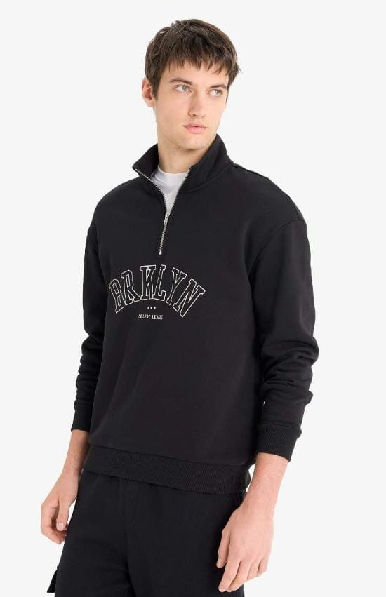 "BRKLYN COLLEG LENIE" Boxy Fit Printed High Neck Zippered Sweatshirt Black