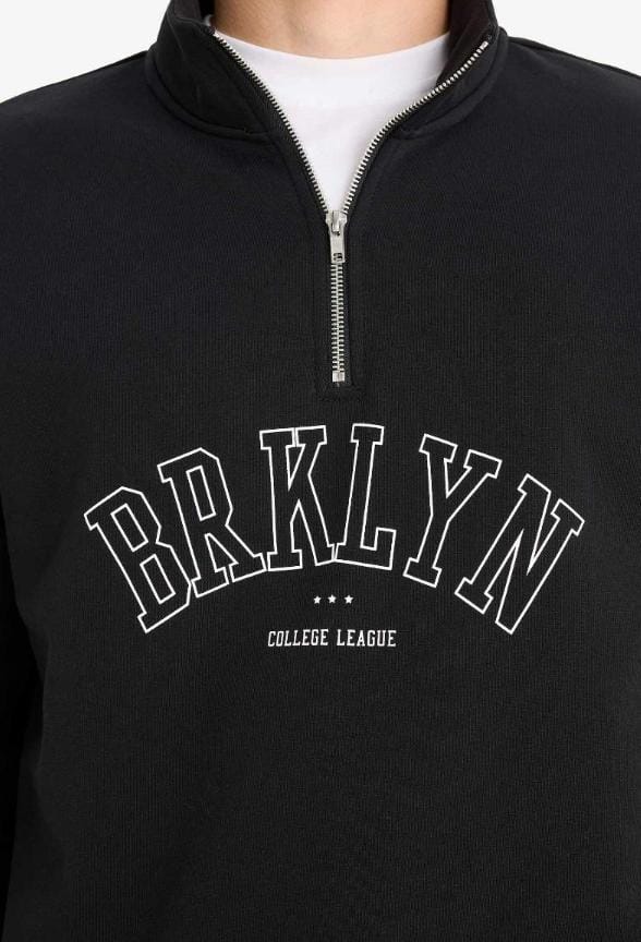 "BRKLYN COLLEG LENIE" Boxy Fit Printed High Neck Zippered Sweatshirt Black